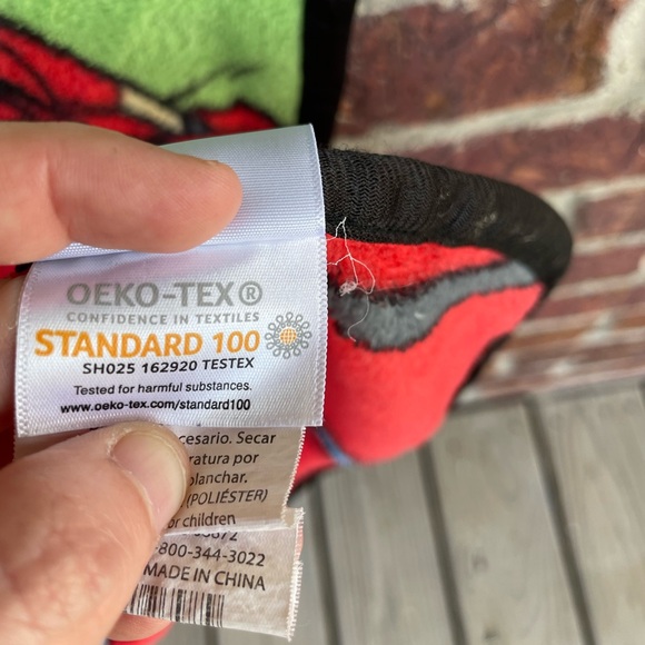 Kid’s The Avengers Marvel Fleece Throw Blanket 45”x60” - Picture 12 of 13